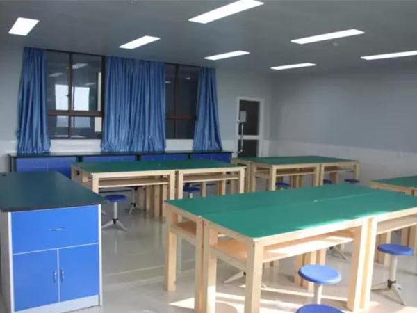 国际部物理实验室