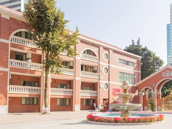 学校环境