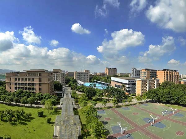学校环境